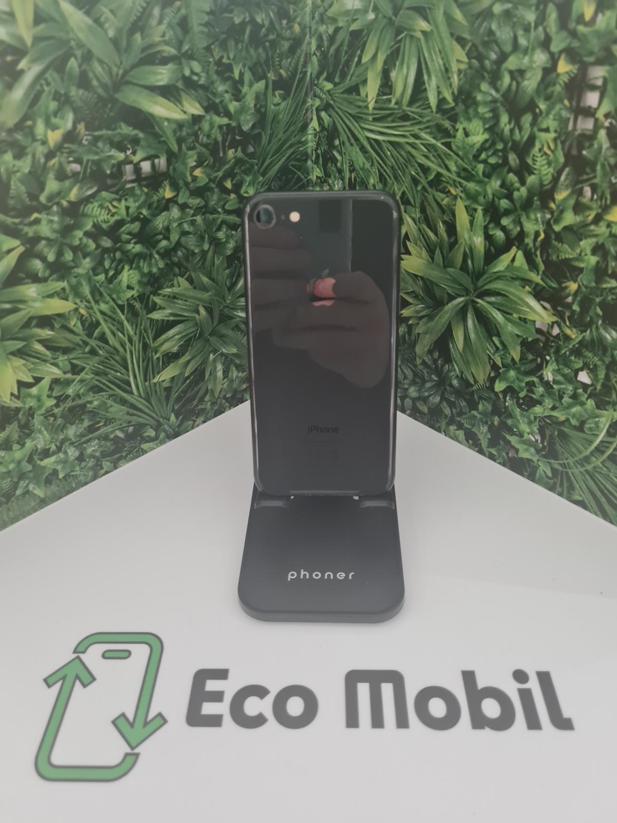 Apple iPhone 8 Kártyafüggetlen 64 GB, 12 hó garancia